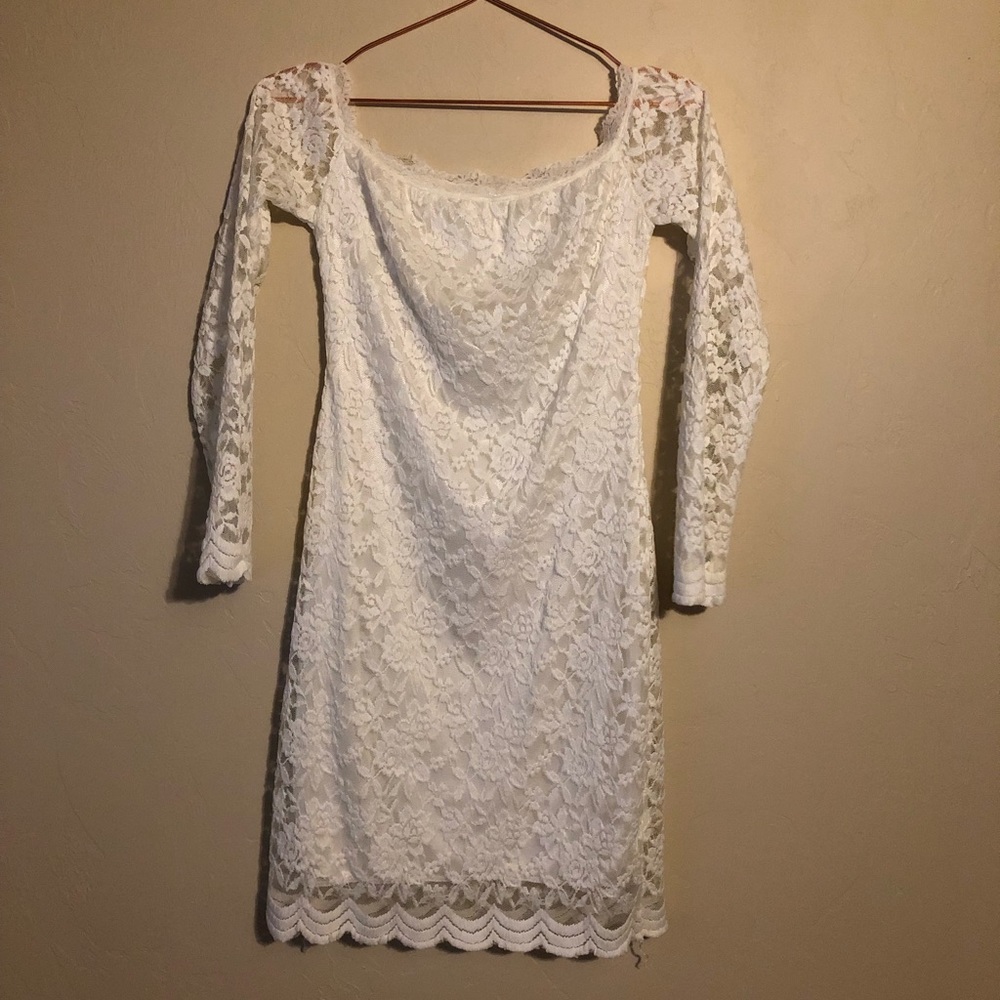 White Lace Long-Sleeve Dress